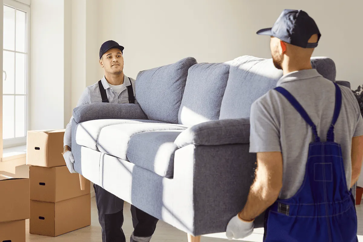 olado de muebles en edificio con acceso difícil realizado por Transportes y Mudanzas Copilco en CDMX.